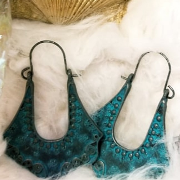 BOHO PATINA Teal and Silver EARRINGS ~ metal flair - Picture 3 of 8